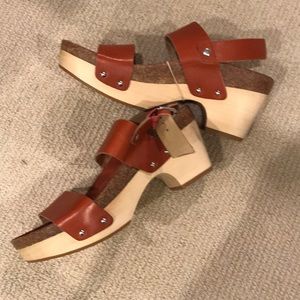 Anthropologie clunk heels! NEWWWW